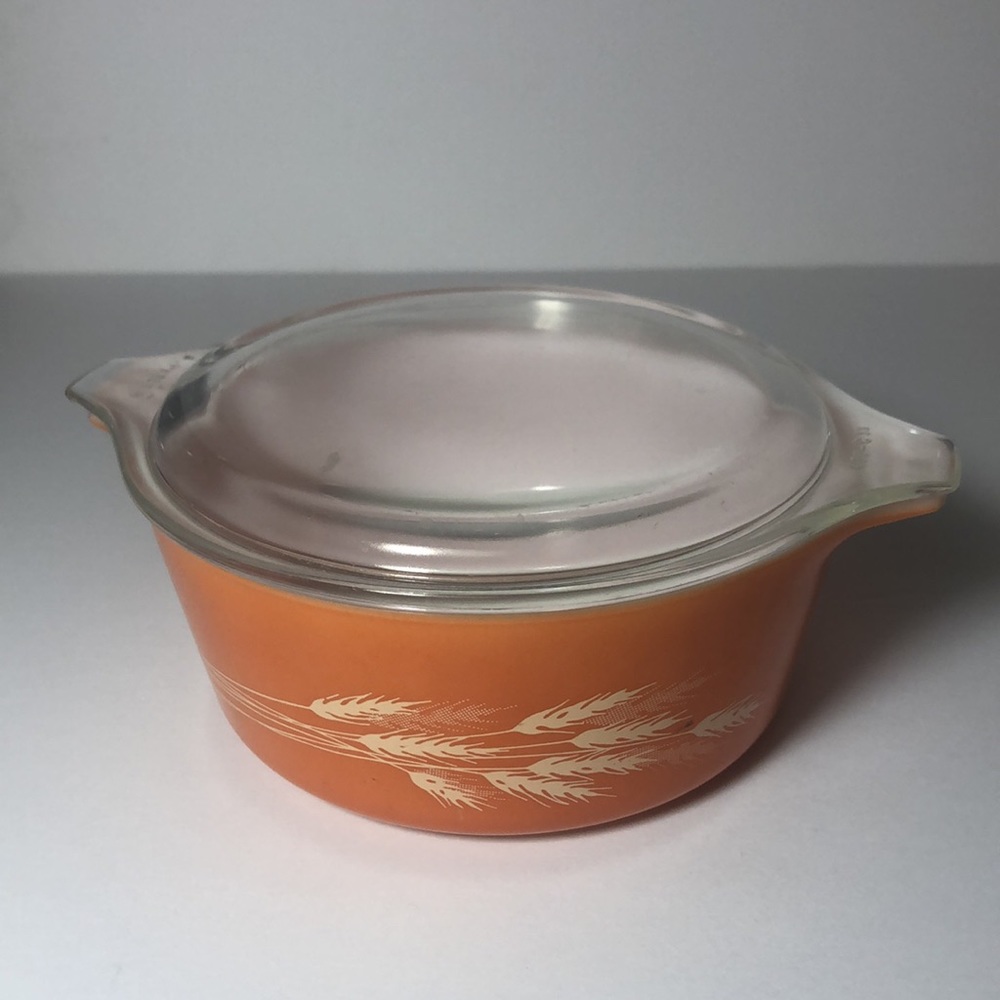 Pyrex Harvest Wheat with Lid